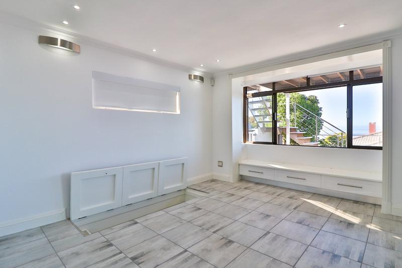 8 Bedroom Property for Sale in Reebok Western Cape